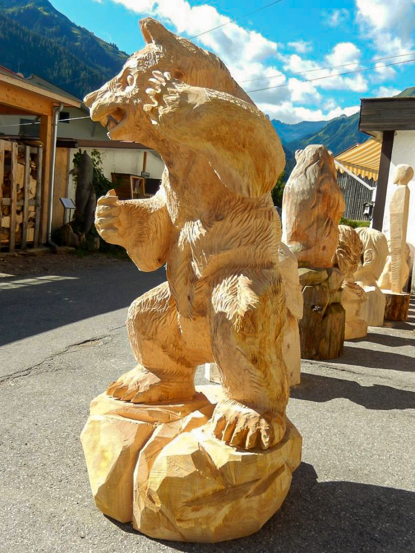 schnitzen-kettensaege-baer-16