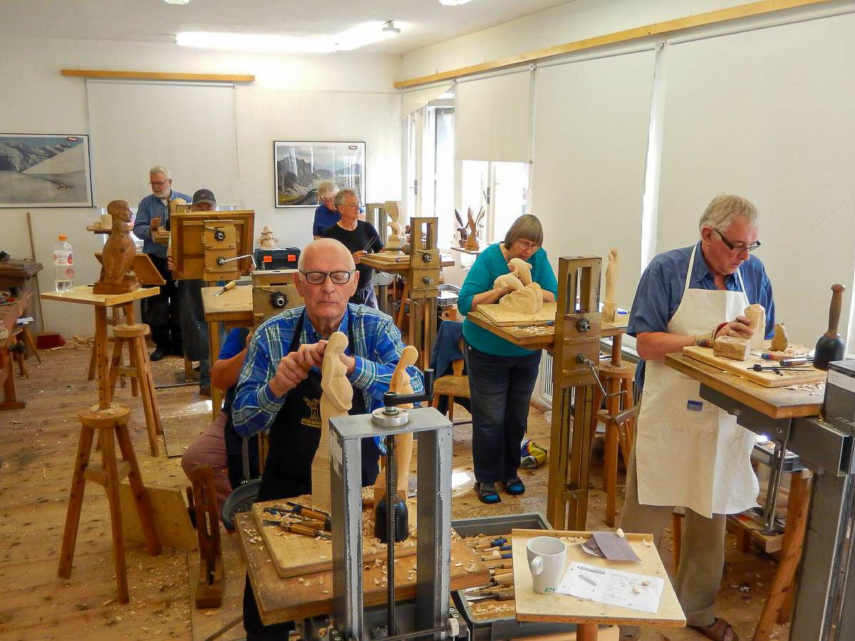schnitzkurs-werkstatt-26