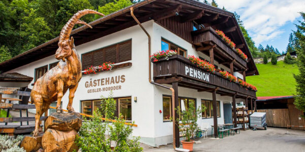 6_Schnitzschule_elbigenalp