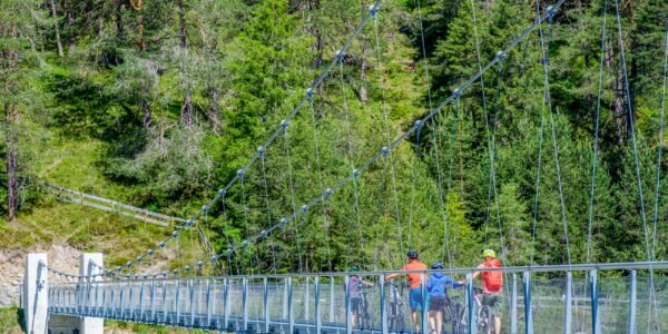 large-Radfahren-Mountainbiken-im-Lechtal-9