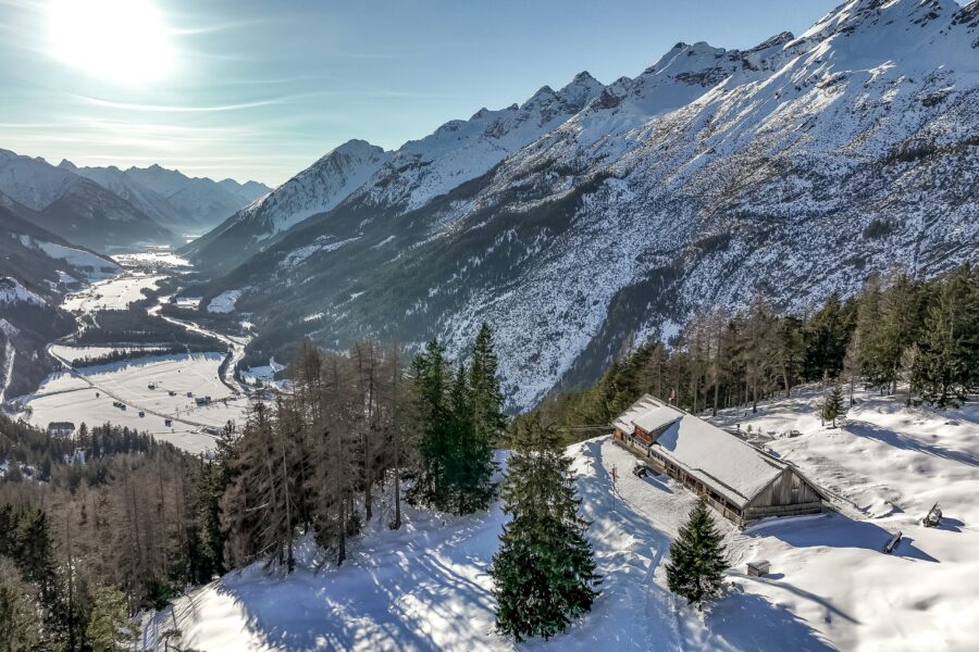 large-Winter-im-Lechtal-Winterzauberhuetten-25
